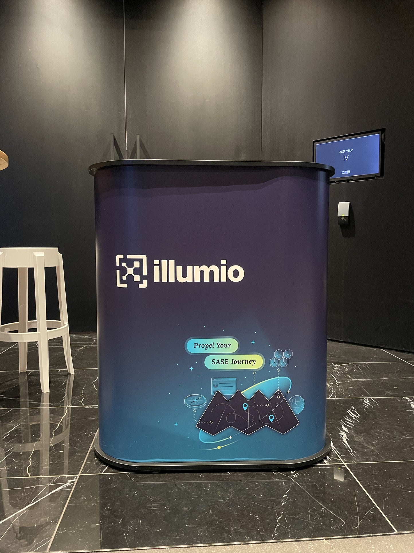 Branded Display Counter